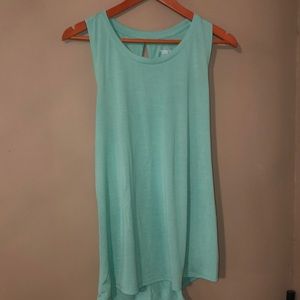 Lightweight Cross-Back Performance Tank